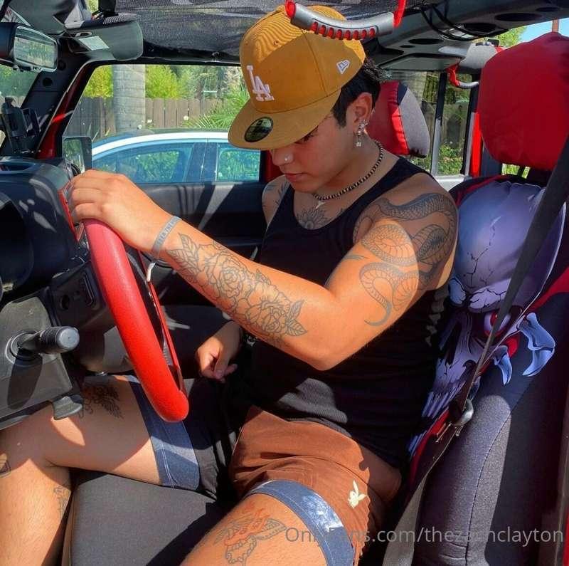 @bryanduran is the HOTTEST daddy on the platform 🥵 and his p..