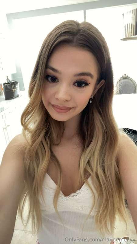 maybemollyy main image