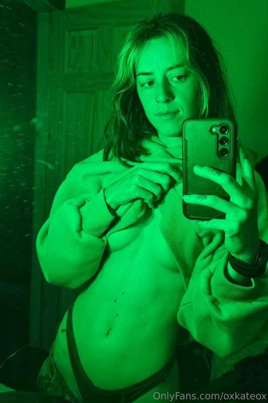 👽👽👽