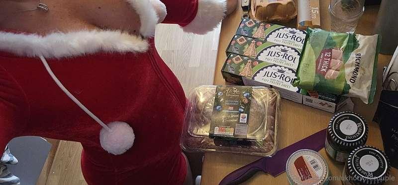 Time to get this sexy Santa milf baking x