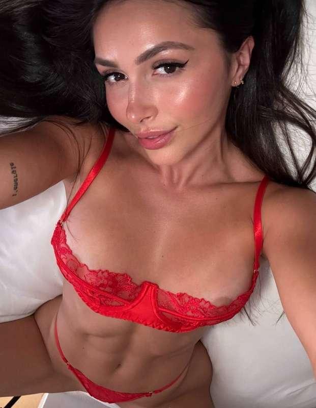 WOW 😍 my hottie friend @madisonshaw wants you over on her FR..