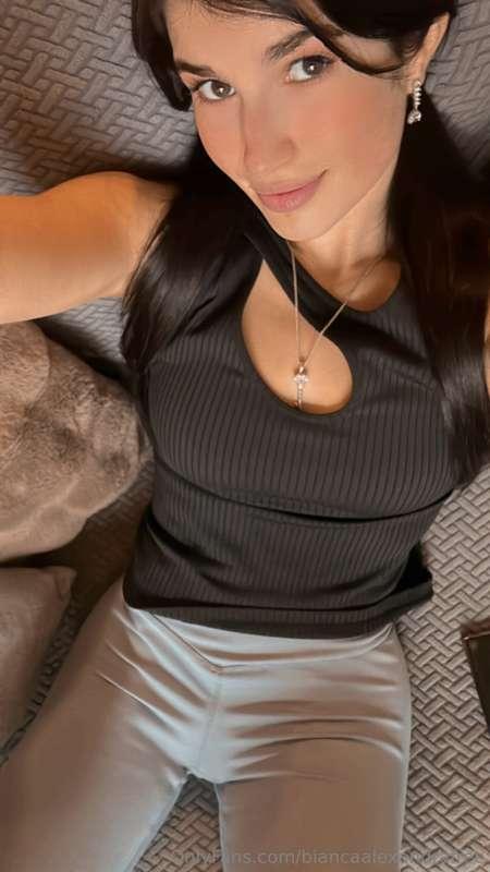 Would you fuck me?😉💋