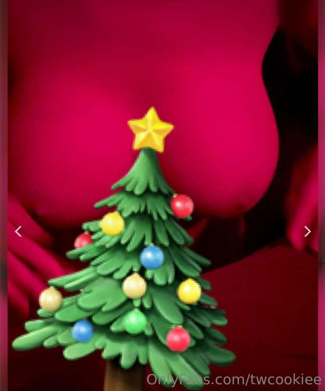 Will you be my Xmas tree today at 
Deja Vu Showgirls at Lake..