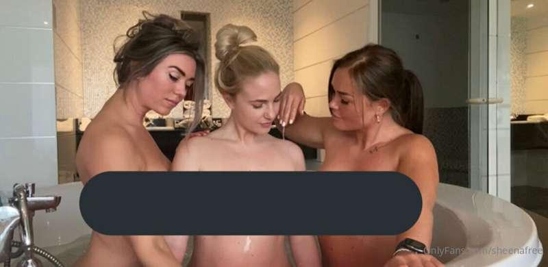 Tip $7 to see us play naked in the bath together 💦💦 @demiix ..