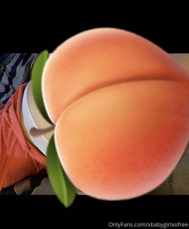 Swipe to see the full picture🍑🤤