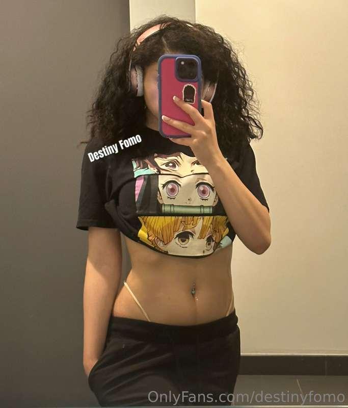 If you wanna spend some time with me, send me a DM 🤭