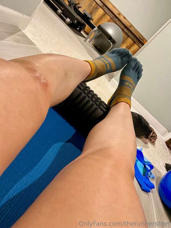 We have arrived at the weekend, finally.   Are you thriving ..