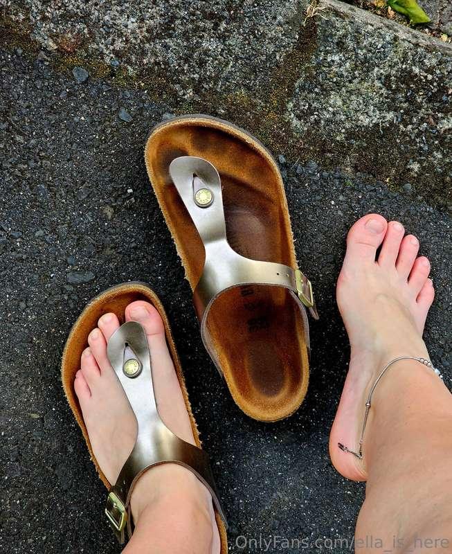 This sweat print is breathtaking, isn't it? Hold on to your ..