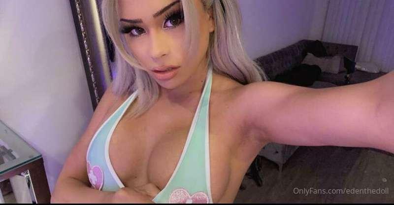 I’m kinda bored rn.. Wanna come and play? 😏