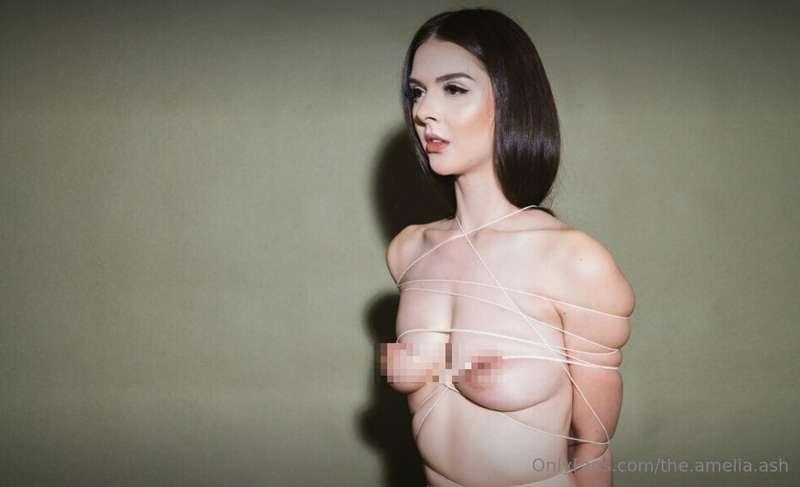 Do you want to see me tied up like this?😈 I'll show you more..