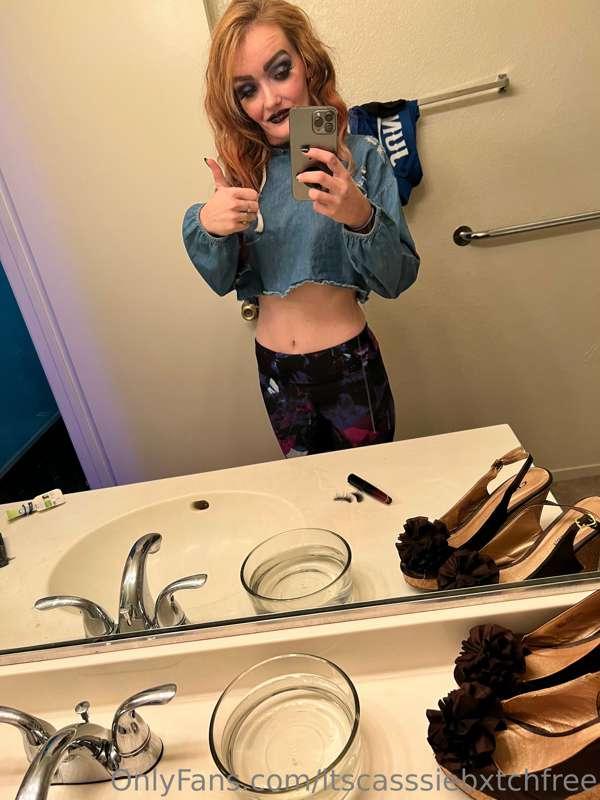 Am I still sexy when i’m not fully naked?😜 Well unlock and s..