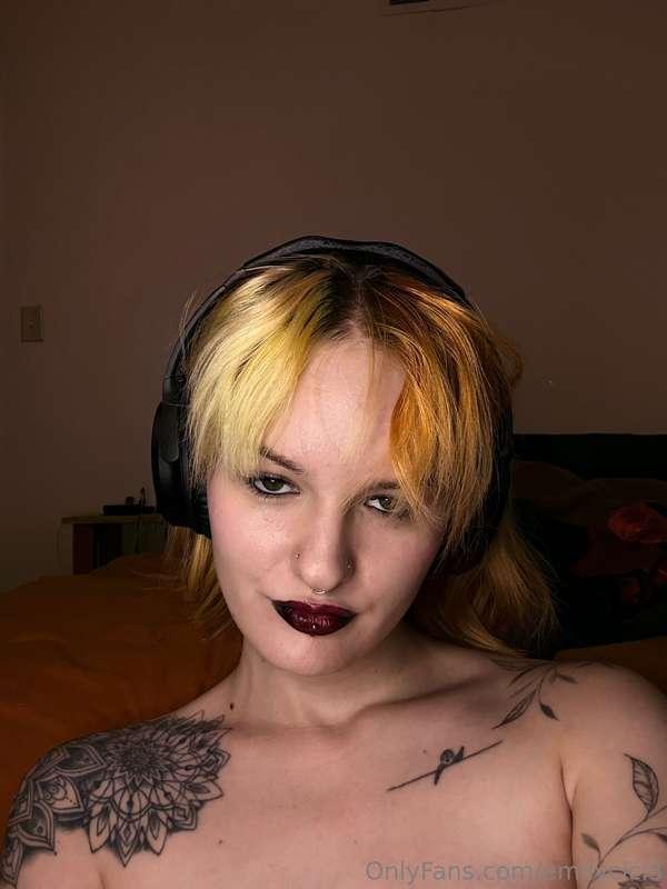 Good girl gone moody