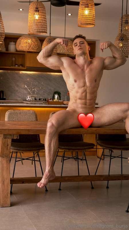 Sexy pose😛Sex collabs are on my VIP page @grom_burja_vip 