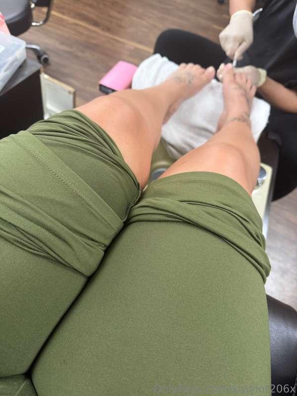Pay for my nails and pedi? 
