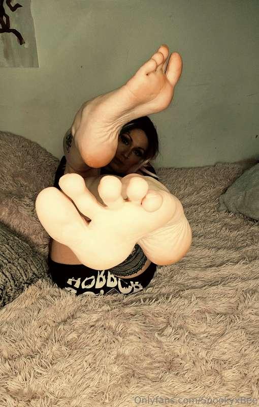 Embrasse mes pieds
