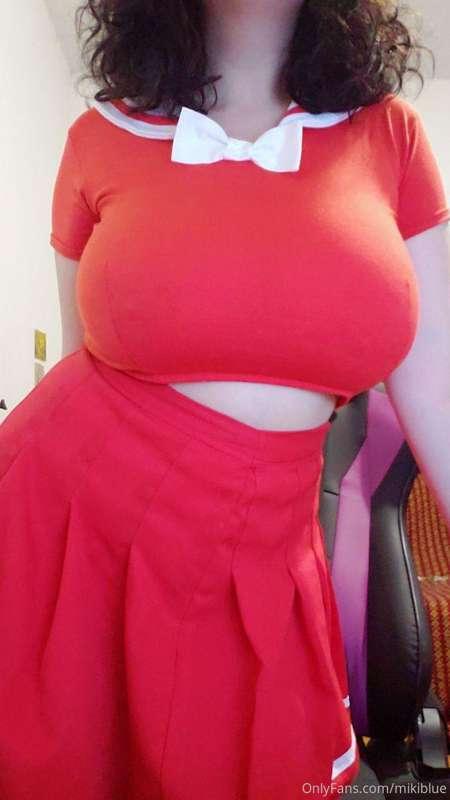 [7 pics] this is supposed to be a Christmas outfit lol