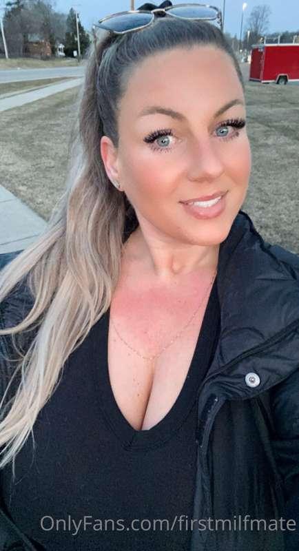 First Milf Mate Maintenance.
xoxo🖤🖤