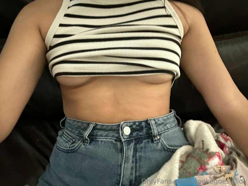 Do you think I would look better in a bra or without a bra? ..