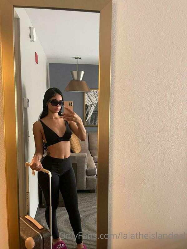 I'm OUT…..How many pairs of thongs do you think are inside t..
