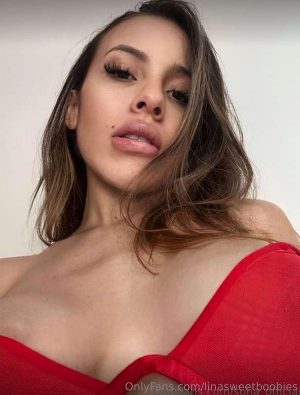 💦FREE SUBSCRIPTION TODAY ONLY💦Beautiful @sofia_official, who..