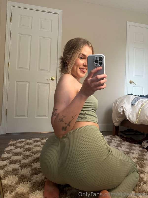 a closer look 🥵