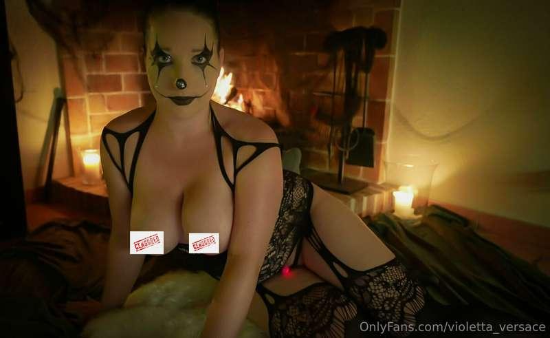 Buhhh....Hier kommt deine Halloween Geister-Bitch ;-) Der Fi..
