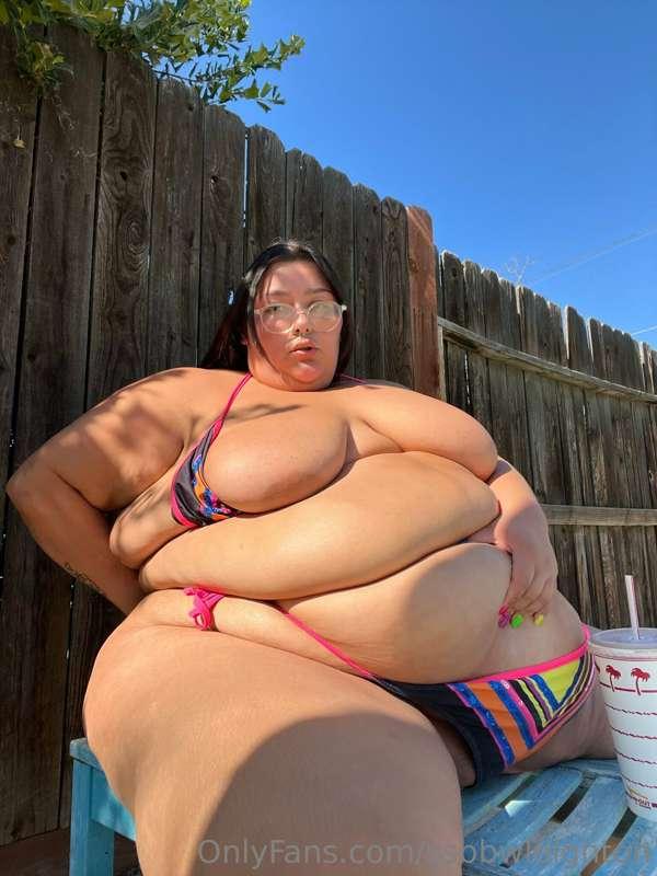 ssbbwleighton image #4