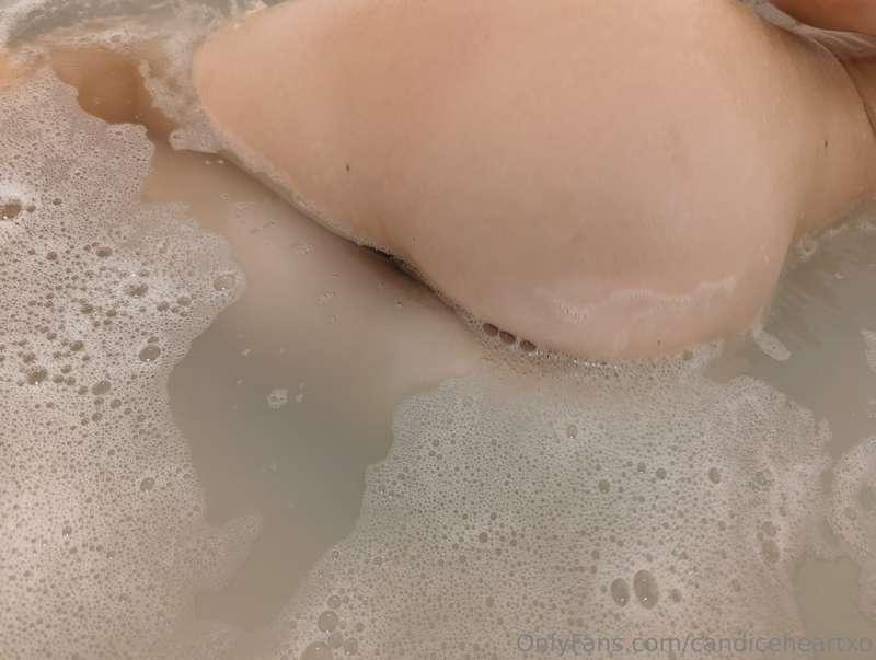 Wanna take a bubble bath with me? 😘