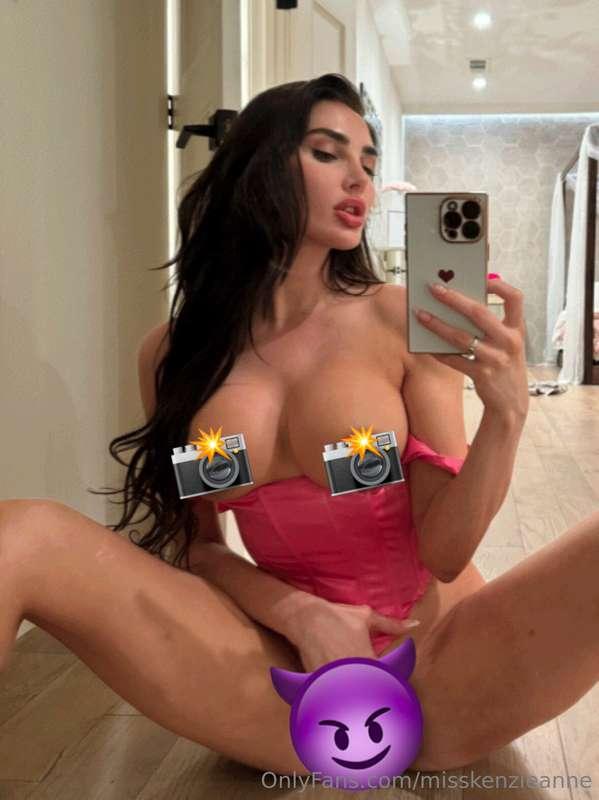 ### SEND ME A PIC 😍💦 Let me ride you so hard until you cum *..