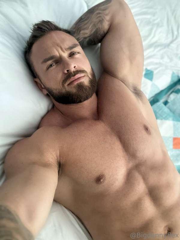 I need to talk today, any online?