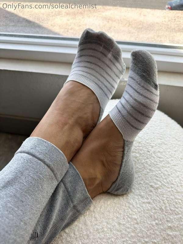 Are you using your hands or your teeth to take them off? 