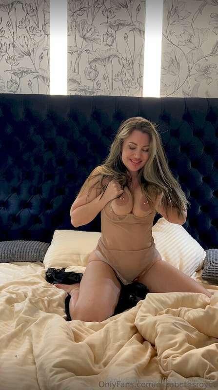 🔥ONLY until MIDNIGHT – Don’t miss your chance🔥@elizabethsroy..