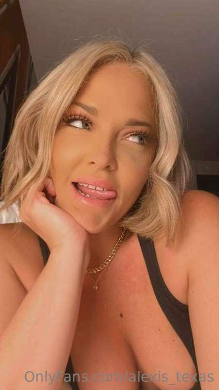 Just an innocent Texan thinking about dominating your cock....
