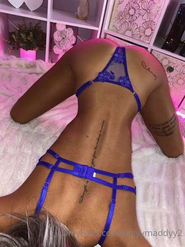 Can I be your naughty girl for tonight? 😈