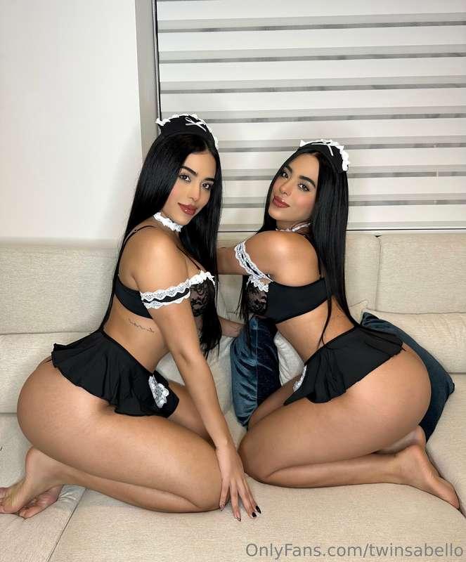 Tus mucamas de confianza 😈
Dispuestas a hacer lo que nos dig..
