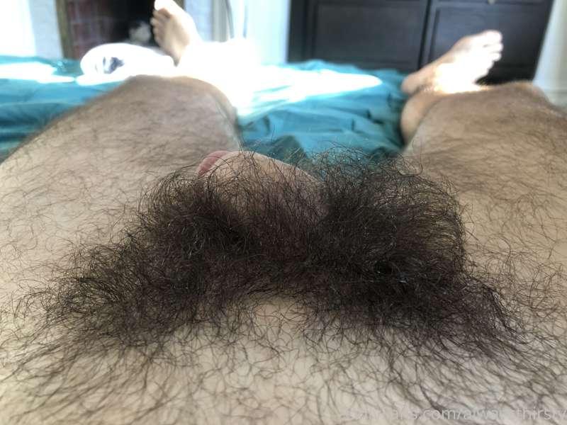 It’s time for a trim. 

Should I take a vid of the haircut? ..