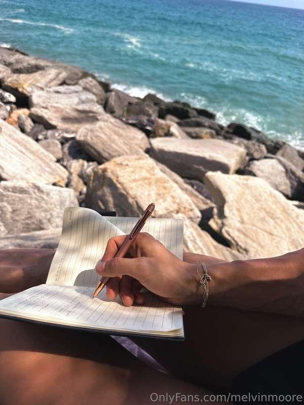 ✏️ *Arrivederci*  From sun-soaked days with family to wild n..