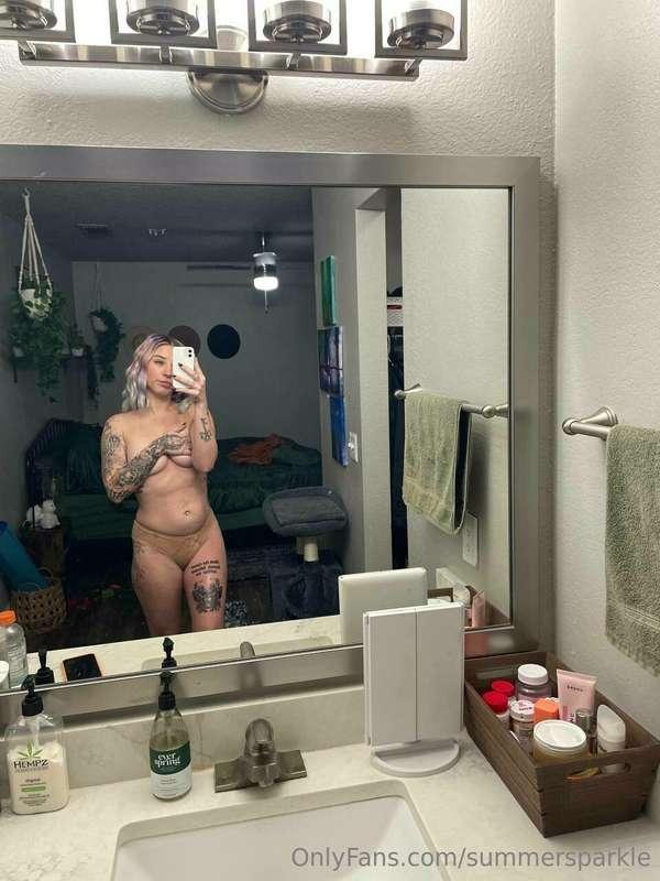 Cum see what you’ve been missing, her VIP page is only $5!! ..