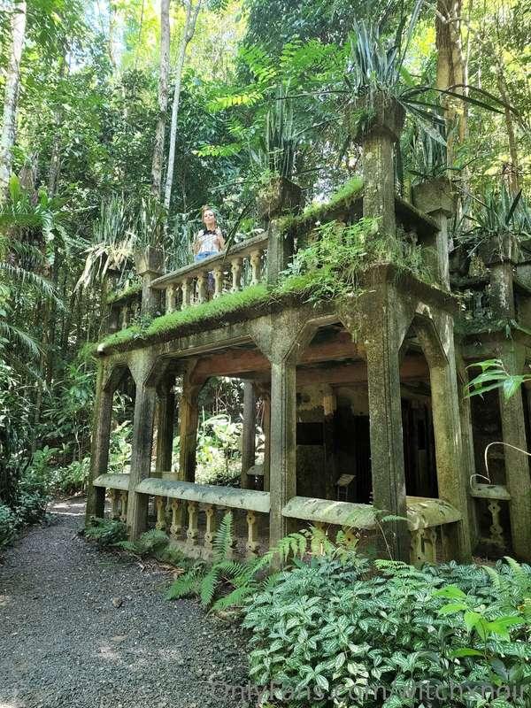 If you zoom in, you can see I've lifted my top 