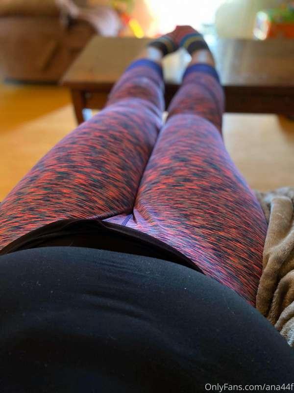 i know some of yall like my toes and my thighs so I took the..