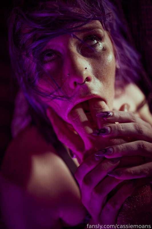 cassiemoans image #5