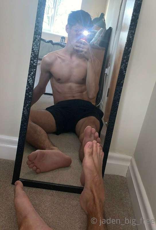 you need to know that @tyler_rosexxx is existing with the sa..