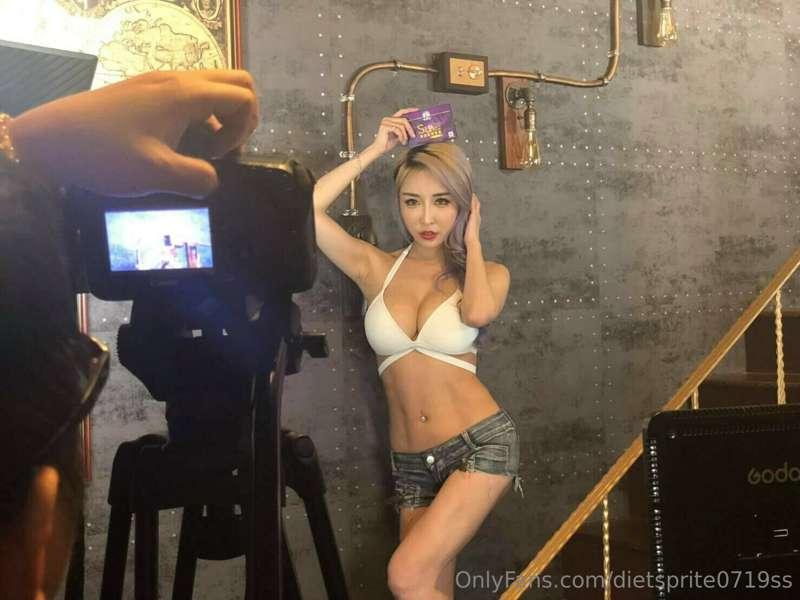 每天都在努力的工作
把最美的一面獻給你們❤