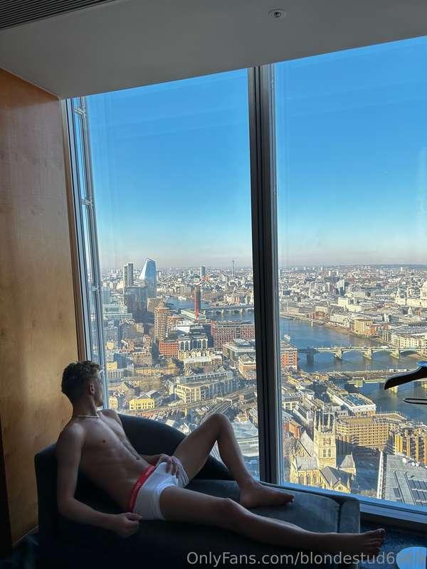 king of the castle 👑