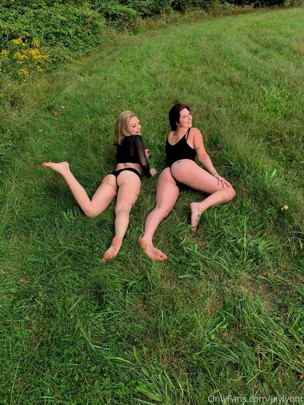 Who wants to see more of me and my friend??? ❤️