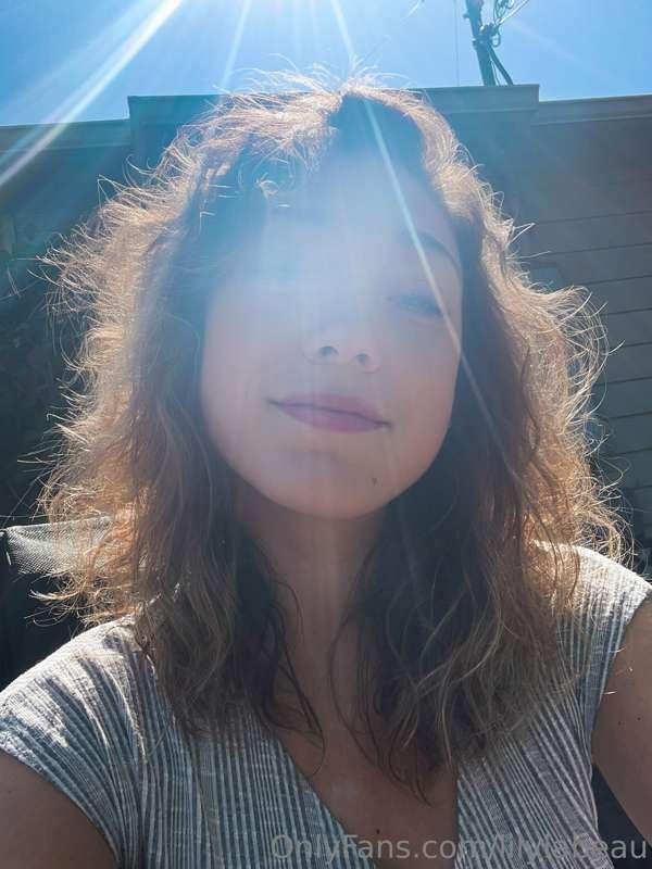 Smiles and sunshine 🌞 Happy July!