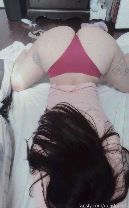 deadpixies image #0