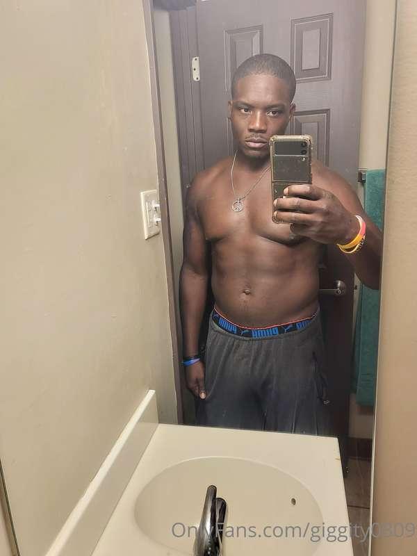 What do yall think about my new look?