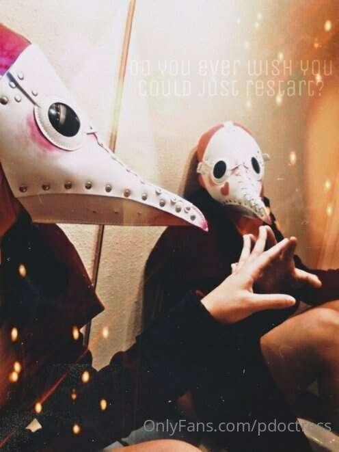 i also feel so cool and mysterious in this jacket. i miss wi..