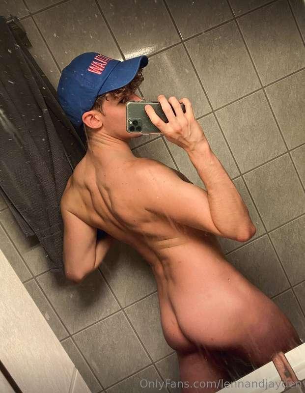 We took turns on this cute boys little ass 🤤 @petitwunk